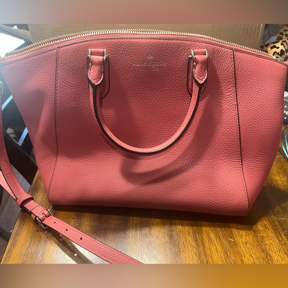 Kate Spade NWOT Medium Tote